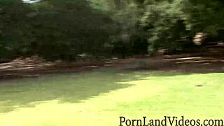 joselyn, the hot brunette lesbian, fucks young blonde ryder skye 😍