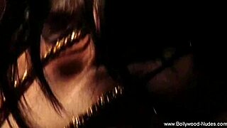 Seduction from sexy asian babe with nude dancing