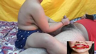 My Indian girlfriend gives me a footjob in the bath, it's so hot!