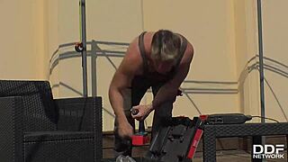 rooftop action with milf vyvan hill, she compensates handyman with deepthroat orgasm