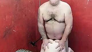 Chubby Girl Loves Old Man Taking Her Doggy to Climax