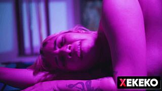 while the latina venezolana with big tits changes in her room, a fake photographer spies on her.