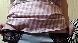 Elza Kom sniffs pussy in panties fetish