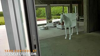 Moona Snake takes double penetration in POV anal