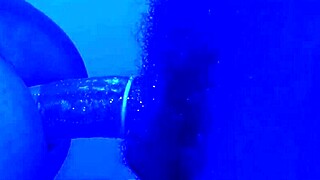 Soldado dando gostoso pro negao na sauna