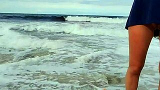 missspisss update 10 flashes at mallorca beach