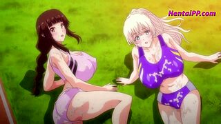 Dwie laski rywalizują na boisku sportowym w hentai