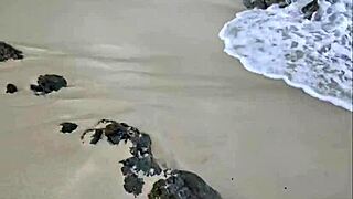 missspisss update 10 flashes at mallorca beach