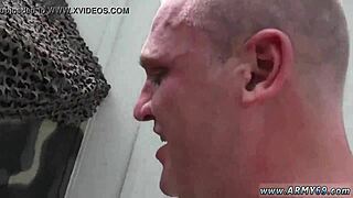 ग्लोरी होल पर पहली बार बेयर सूट में, रेकनिंग डे पर गे सेक्स तक