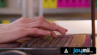 Joymii - Sexy Nikki Fox Fulfills Office Fantasy with Deepthroat