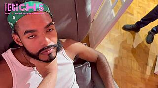 hey, check corno filming boyfriend banging bearded guy full on red