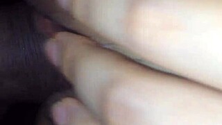 Gorąca zabawa z łechtaczką prowadzi do eksplozywnego creampie!