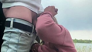 Curvy Couple's Risky Public Anal In Park
