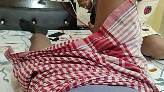 Desi Couple Enjoys Late Night Pussy Licking and Creampie