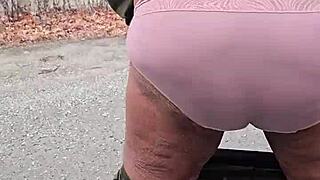 omg i lick her pussy & she sucks me after pissing on road 😜