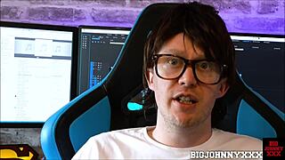 OMG, Geeky Nerd’s Huge Cock Sucked by Valentina Bianco! 😍 Then He Pounds Her Hard!