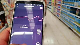 MARTINASMITH SQUIRT at the Mall!