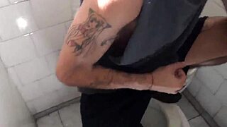 Male Blowjob Techniques with Fake Hunk Actors in Gay Porn