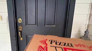 i fucked the pizza delivery guy for payment