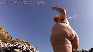 BBW Flashes Her Hairy Pussy Nude Outdoors.