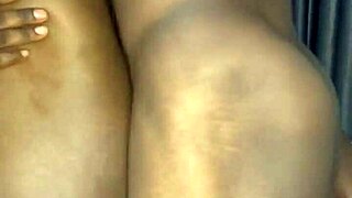 Baddie punya pantat besar kata tak nak kondom, bagi creampie dalam doggystyle.