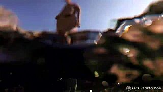 BBW Flashes Her Hairy Pussy Nude Outdoors.