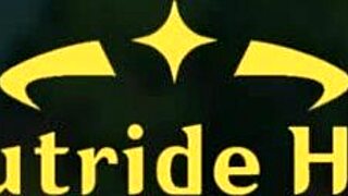 Outride Her: Genshin Impact Amber and Aether in Animated Cosplay