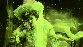 Heartfelt Vintage Erotic Animation with Classic Charm