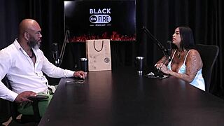 Morena reveals her breasts after doubting she could with gay and trans at the swing house