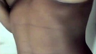 twerking on that vib-dildo