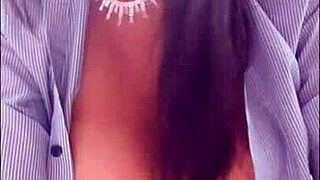 Adventurous stepmother visits my apartment for kamasutra practice at christmas