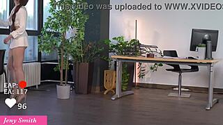 i invited the handyman to watch how im masturbating 😏