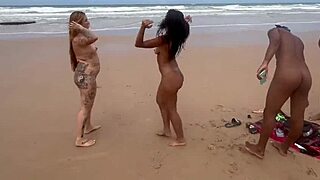 Latina fucked on beach with watchers