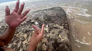 Latina fucked on beach with watchers