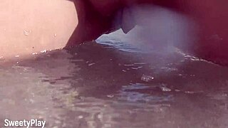 Chubby babe with shaved pussy caught peeing on public beach.