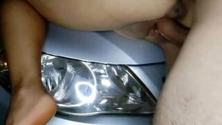 Amanda Got Horny and Offered Her Pussy in the Garage