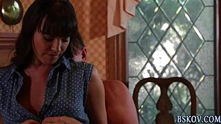 Who eats dana dearmond?