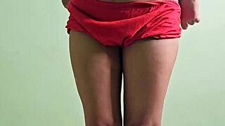 Hot Desi School Girl Shows Wet Pussy in Viral Solo Clips