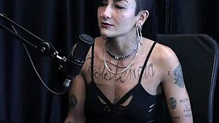 Caroleta Roots Dominates Gang Bang!