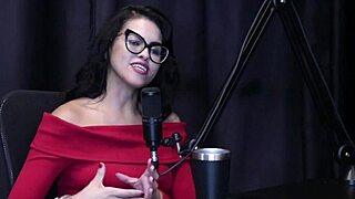 Caroleta Roots domina gang bang!