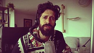 Practice masturbation without cumming in this wild sex scene with teen 18+ and small tits.