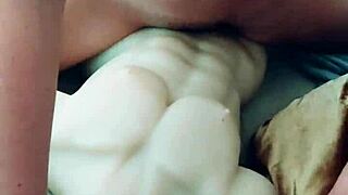 Ik neukte de Tantaly pop hard tot ze klaarkwam, voelend elk Duits detail