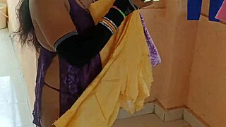 i'm the delivery boy fucking that hot bhabhi's big ass