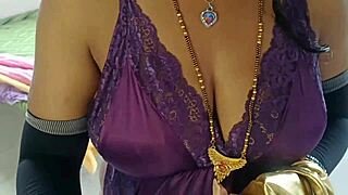 i'm the delivery boy fucking that hot bhabhi's big ass