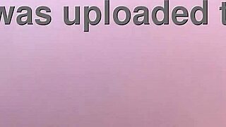 peguei minha enteada tocando siririca e coloquei no cuzinho sex toy