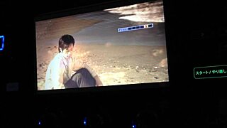 japanese karaoke star shines in top online session