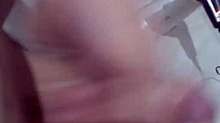 デカ玩具でウマいセルフオナニー快楽