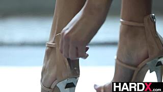 Chloe Amour Seduces Boyfriend