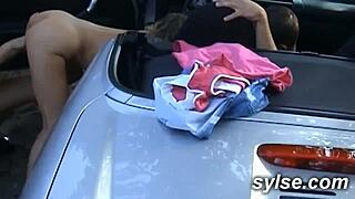 i flashed in a wild trio with a stranger during hitchhiking.