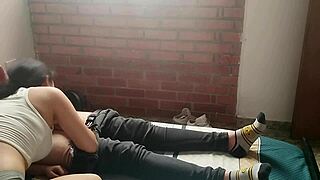 Horny Jovencita Masturbates Me and Sucks My Load with Her Mouth